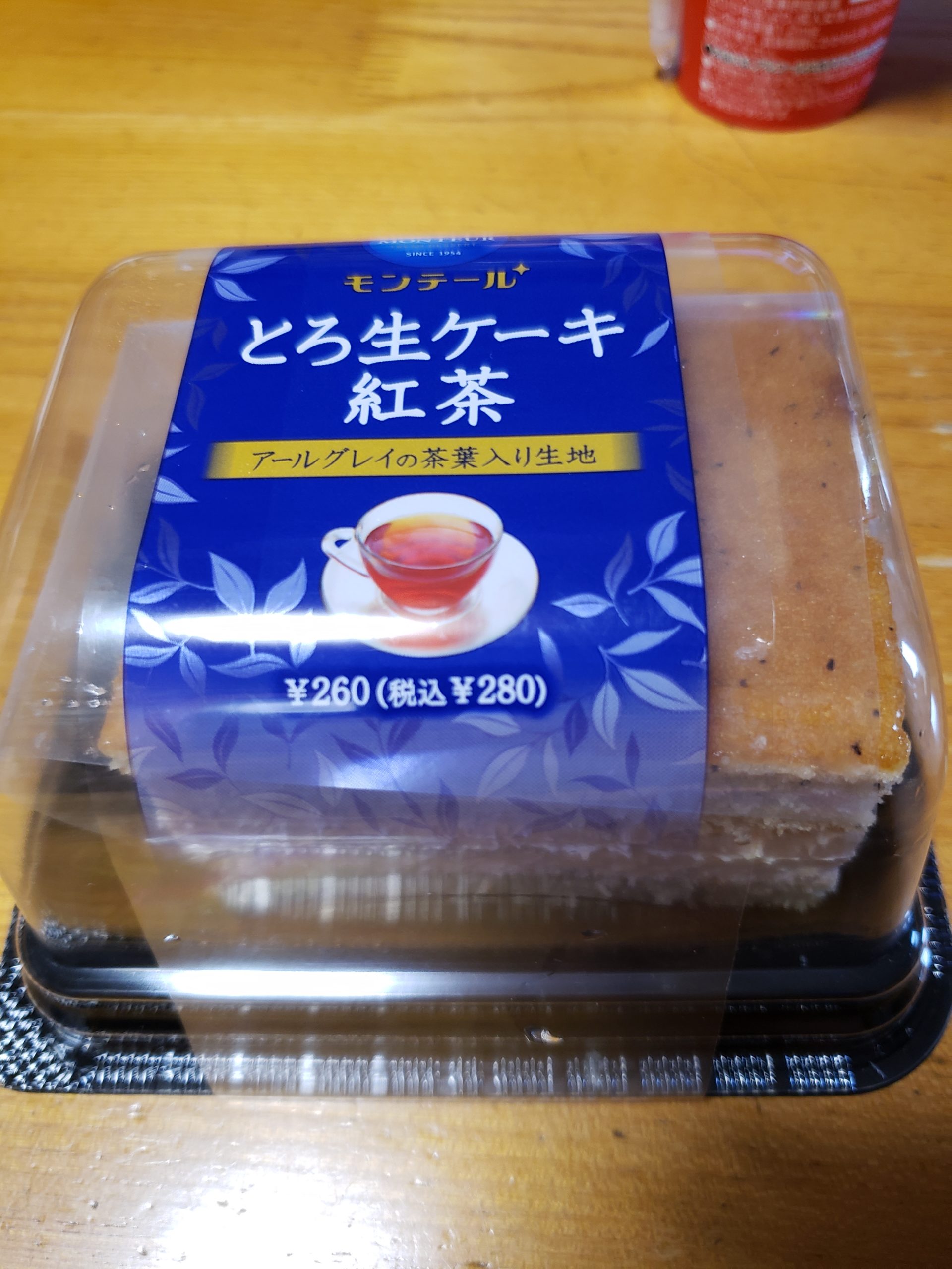 とろ生ケーキ紅茶